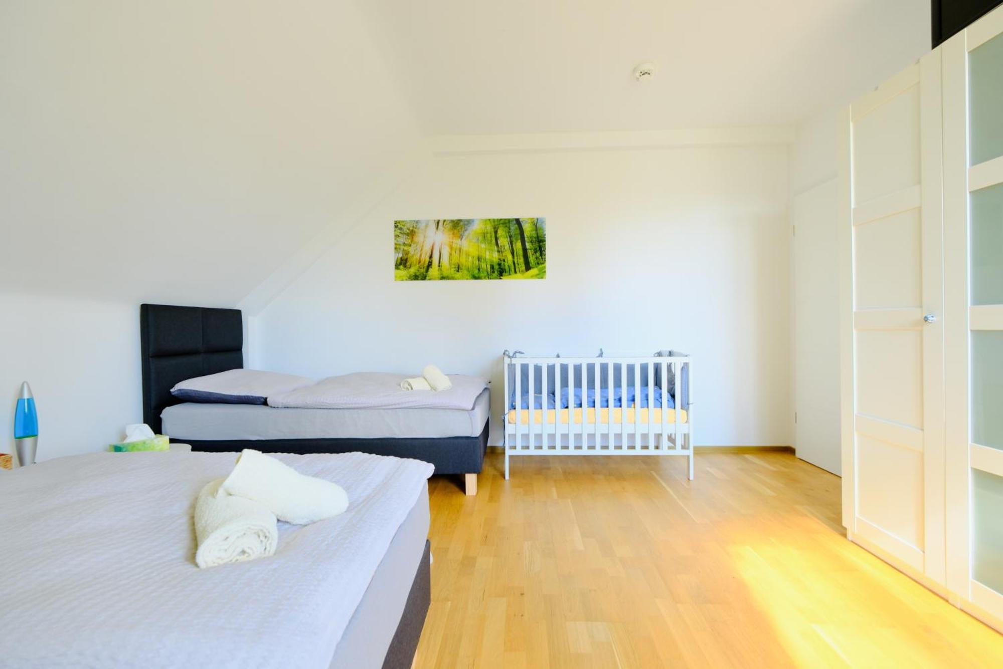 Happybnb - Stilvolles, Naturgelegenes Apartment Mit Blick Auf Den Mittellandkanal Und Die Wasserstadt Hannover - Kamin, Parken Und Spielplatz Exterior foto